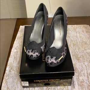 Christian Siriano Black/Grey Heels
